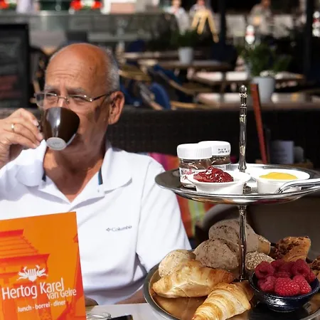 Fogadó Bijhillen In Bed