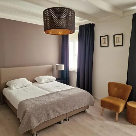 Bijhillen In Bed 빈터스빅